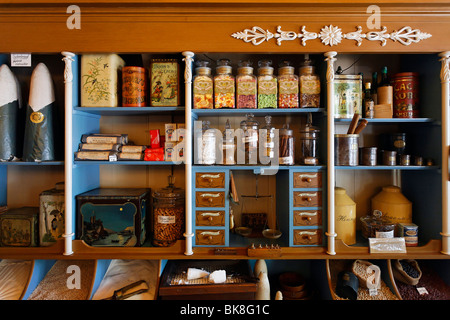 Historische Lebensmittelgeschäft, erste Shop von Albert Heijn der Niederländische Supermarktkette, Freilichtmuseum Zaanse Schans, Provinz Stockfoto