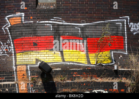 Ruhe in Frieden, RIP, Graffiti am Wasserturm, Ostkreuz Zug Kreuzung in Berlin, Deutschland, Europa Stockfoto