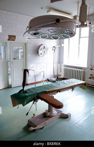 Krankenhaus-OP-Saal in der ehemaligen Sowjetunion Stadt Egvekinot, Magadon Region der ehemaligen UdSSR Stockfoto