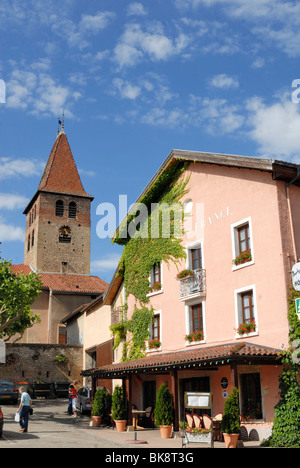 La Côte-Saint-André (38): romanische Kirche St. André (St. Andreas) Stockfoto