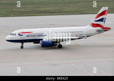 G-EUPX, British Airways Airbus A319-131, Flughafen Stuttgart, Baden-Württemberg, Deutschland, Europa Stockfoto