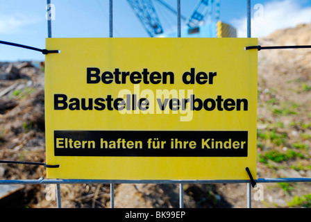 Zeichen, ist Zugang zu der Baustelle verboten. Stockfoto