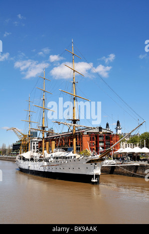 Schiff, Fregatte Presidente Sarmiento, Puerto Madero, Buenos Aires, Argentinien Stockfoto