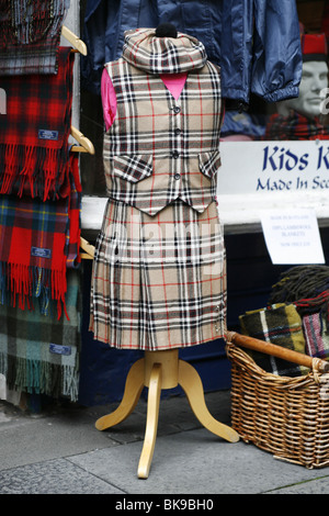 Kilt & Tartan-Shop, die Royal Mile, Edinburgh, Schottland Stockfoto
