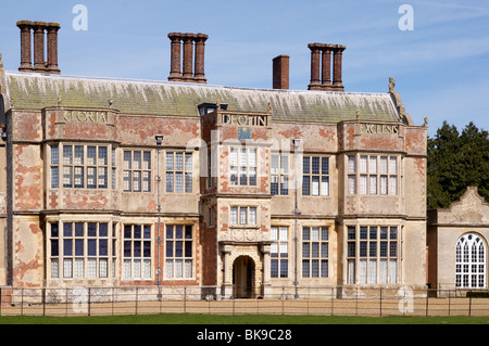 Frühling-Szene in Felbrigg Hall, in der Nähe von Cromer in Norfolk.  NB-Aufnahmen von öffentlichen Fußweg (Weber Weg). Stockfoto