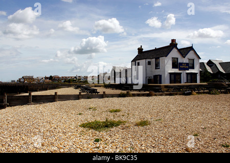 DAS ALTE NEPTUN ÖFFENTLICHEN HAUS AM STRAND VON WHITSTABLE. KENT. UK Stockfoto