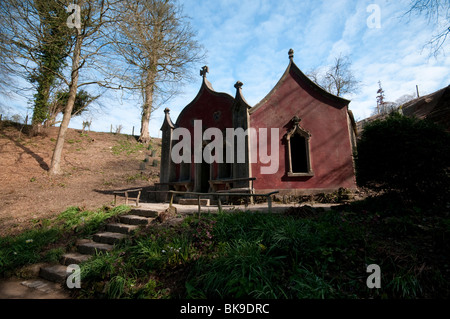 Das neu restaurierte rote Haus im Painswick Rokoko Garden in The Cotswold Stockfoto