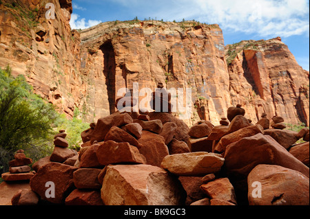 Malerische Aussicht auf Emerald Pools Website im Zion Nationalpark, Utah, USA Stockfoto