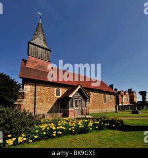 MALDON, ESSEX, Großbritannien - 10. APRIL 2010: Außenansicht der St. Margaret's Parish Church Woodham Mortimer mit Hazelleigh Stockfoto