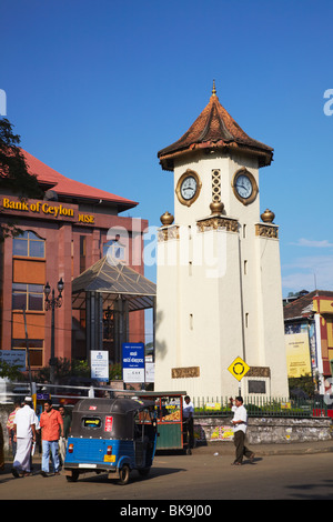 Uhrturm im Stadtzentrum, Kandy, Sri Lanka Stockfoto