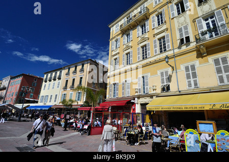 Restaurants, Cafés und Bars in Nizza, Frankreich Stockfoto