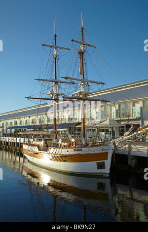 Lady Nelson Tall Ship, Elizabeth Street Pier, Hobart Waterfront, Tasmanien, Australien Stockfoto