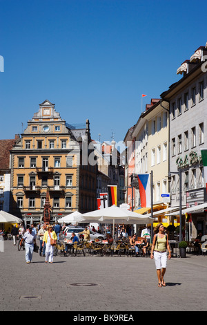 Menschen flanieren Kanzleistrasse, Konstanz, Baden-Württemberg, Deutschland Stockfoto