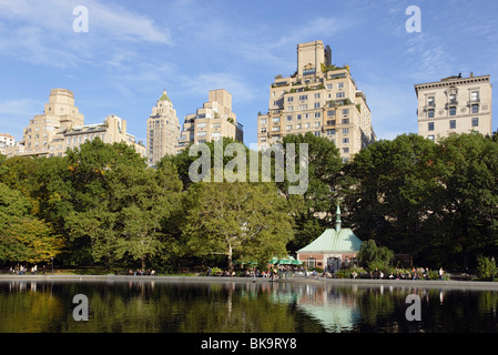 Modell Boot Haus, Wintergarten, Teich, Central Park, Manhattan, New York City, New York, USA Stockfoto