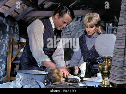 DIE DREI LEBEN VON THOMASINA (1963) PATRICK MCGOOHAN, SUSAN HAMPSHIRE TLT 008FOH Stockfoto