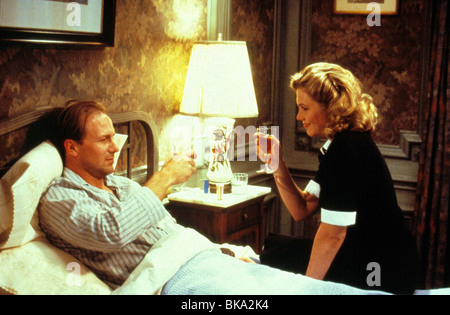 DER VERSEHENTLICHE TOURIST (1988) WILLIAM VERLETZT, KATHLEEN TURNER ACT 019 Stockfoto