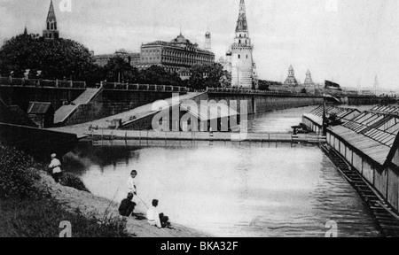 Geographie/Reise, Russland, Moskau, Kreml, Blick vom Moskva Fluss, Postkarte, im Jahr 1909, Stockfoto