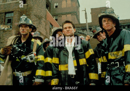 BACKDRAFT (1991) WILLIAM BALDWIN, CEDRIC JUNG, KURT RUSSELL, KEVIN CASEY, SCOTT GLENN BKD 003 Stockfoto