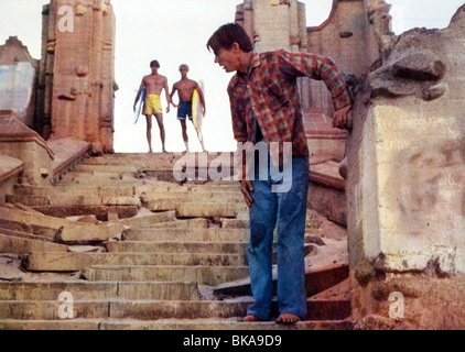 BIG WEDNESDAY (1978) GARY BUSEY, WILLIAM KATT, JAN-MICHAEL VINCENT BWDY 008CP Stockfoto