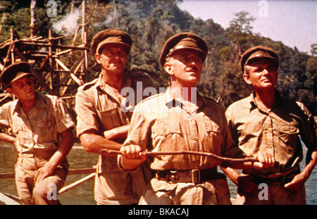 DIE BRÜCKE AM KWAI (1957) JACK HAWKINS, ALEC GUINNESS BRK 005 Stockfoto