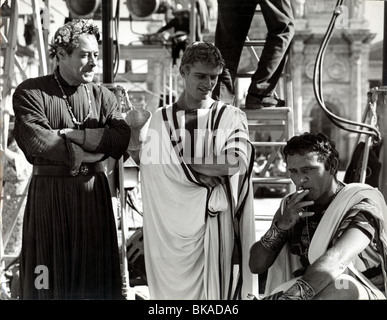 RICHARD BURTON O/S "CLEOPATRA" (1963) MIT REX HARRISON, RODDY MCDOWALL RCBU 005P Stockfoto