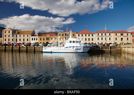 Polizei zu starten, betrunkenen Admiral Pub, Henry Jones Art Hotel und Jam Factory, Hunter Street, Victoria Dock, Hobart, Tasmanien Stockfoto