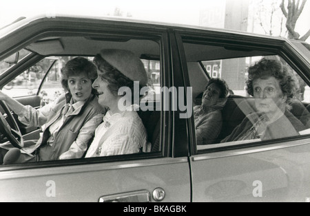 IM UHRZEIGERSINN (1986) ALISON STEADMAN, JOAN HICKSON, CONSTANCE CHAPMAN, ANN WEG CKW 003P Stockfoto