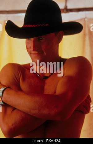 DER COWBOY WAY (1994) WOODY HARRELSON CWW 051 Stockfoto