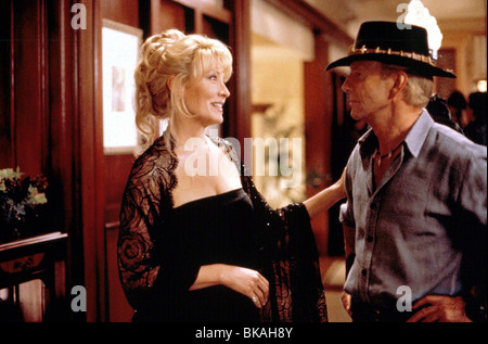 CROCODILE DUNDEE IN LOS ANGELES (2001) CROCODILE DUNDEE 3 (ALT) LINDA KOZLOWSKI, PAUL HOGAN HUT CDLA 008 Stockfoto