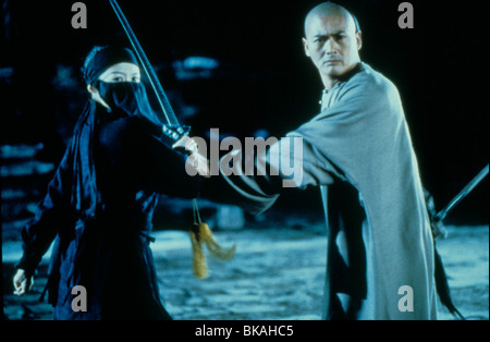 CROUCHING TIGER, HIDDEN DRAGON (2000) ZHANG ZIYI, CHOW YUN FAT TIGE 097 Stockfoto