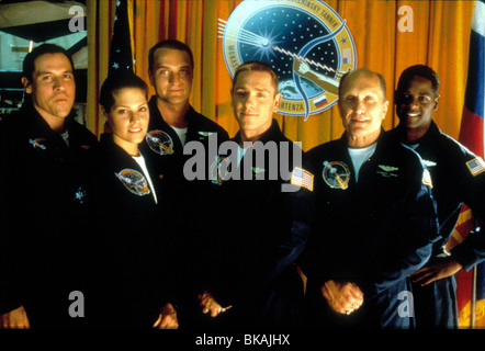 DEEP IMPACT (1998) JON FAVREAU, MARY McCORMACK, ALEXANDER BALUEV, RON ELDARD, ROBERT DUVALL, BLAIR UNDERWOOD DPIM 063 Stockfoto