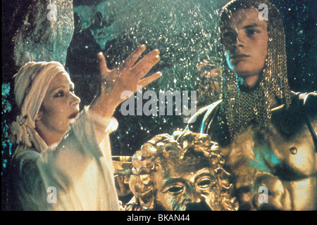 EXCALIBUR (1981) HELEN MIRREN, ROBERT ADDIE EXC 001 Stockfoto