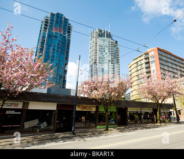 Wohn-Eigentumswohnung Türme in Vancouvers Yaletown Nachbarschaft. Vancouver BC, Kanada Stockfoto