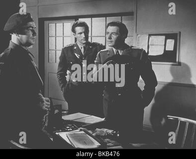 DIE ROTE MÜTZE (1953) FALLSCHIRMJÄGER (ALT) ALAN LADD, LEO GENN REDB 002 Stockfoto