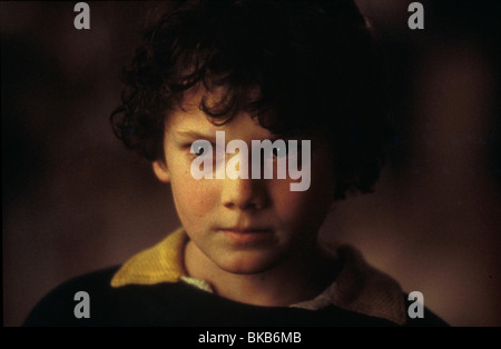 HEARTS IN ATLANTIS (2001) ANTON YELCHIN HIAT 003 Stockfoto