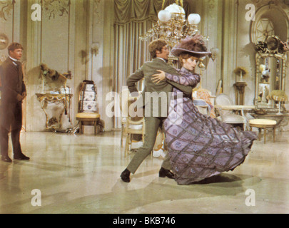 HALLO DOLLY! (1969) MICHAEL CRAWFORD, BARBRA STREISAND HDLY 004FOH Stockfoto