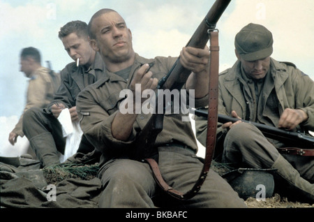 SAVING PRIVATE RYAN (1998) GIOVANNI RIBISI BRENNT VIN DIESEL, EDWARD SAPR 266 Stockfoto