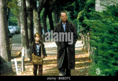 SIXTH SENSE (1999) HALEY JOEL OSMENT, BRUCE WILLIS SIXS 123 Stockfoto