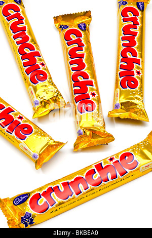 Fünf einzeln verpackt Cadburys Crunchie bars Stockfoto