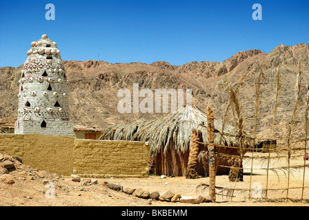 Beduinen-Dorf in der Wüste in der Nähe von Hurghada, Ägypten Stockfoto