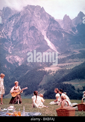 DER SOUND DER MUSIC(1965) NIKOLAUS HAMMOND, JULIE ANDREWS, CHARMIAN CARR, ANGELA CARTWRIGHT, HEATHER MENZIES SOM 097 Stockfoto