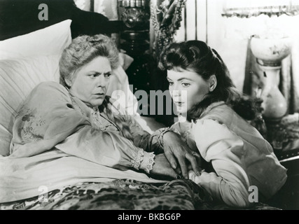 DIE SPIRALFÖRMIGE TREPPE (1945) ETHEL BARRYMORE, DOROTHY MCGUIRE SPRC 001 P Stockfoto