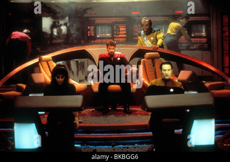 STAR TREK: GENERATIONEN (1994) MARINA SIRTIS, JONATHAN FRAKES, MICHAEL DORN, BRENT SPINER STGN 075 Stockfoto