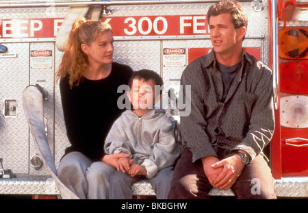 LETHAL WEAPON 4 (1998) RENE RUSSO, STEVEN LAM, MEL GIBSON LW4 057 Stockfoto