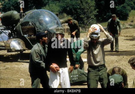 M.A.S.H. (1970) MAISCHE (ALT) FRED WILLIAMSON, DONALD SUTHERLAND, ELLIOTT GOULD MSH 023 Stockfoto