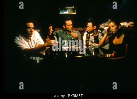 SWINGERS (1996) JON FAVREAU, VINCE VAUGHN, PATRICK VAN HORN SWG 051 Stockfoto