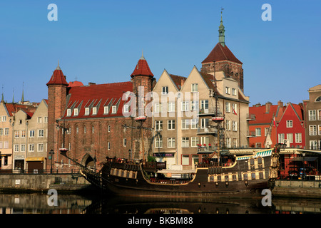 Westerplatte Piratenschiff vor Anker an der Mottlau in Danzig, Polen Stockfoto