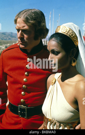 DER MANN, DER KÖNIG (1975) WÄRE, MICHAEL CAINE, SHAKIRA CAINE MWKG 017 Stockfoto