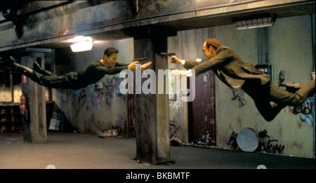 DIE MATRIX (1999) KEANU REEVES, HUGO WEAVING MTIX 008 Stockfoto