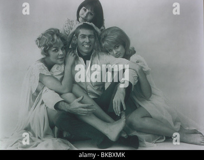 UNSER MANN FLINT (1965) JAMES COBURN GROUPIES GN AKUSTIKINFORMATIONEN 029 Stockfoto